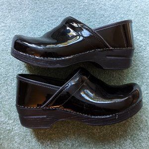DANSKO | Patent Leather Professional Clogs, Black, 40